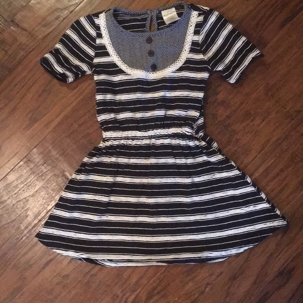 Persnickety dress